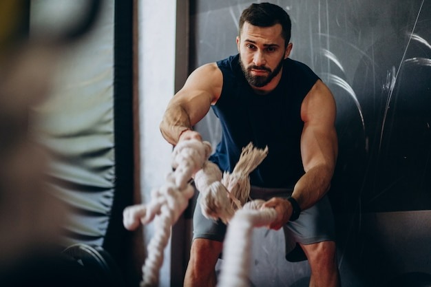 Физическая культура и спорт. Фитнес-тренер